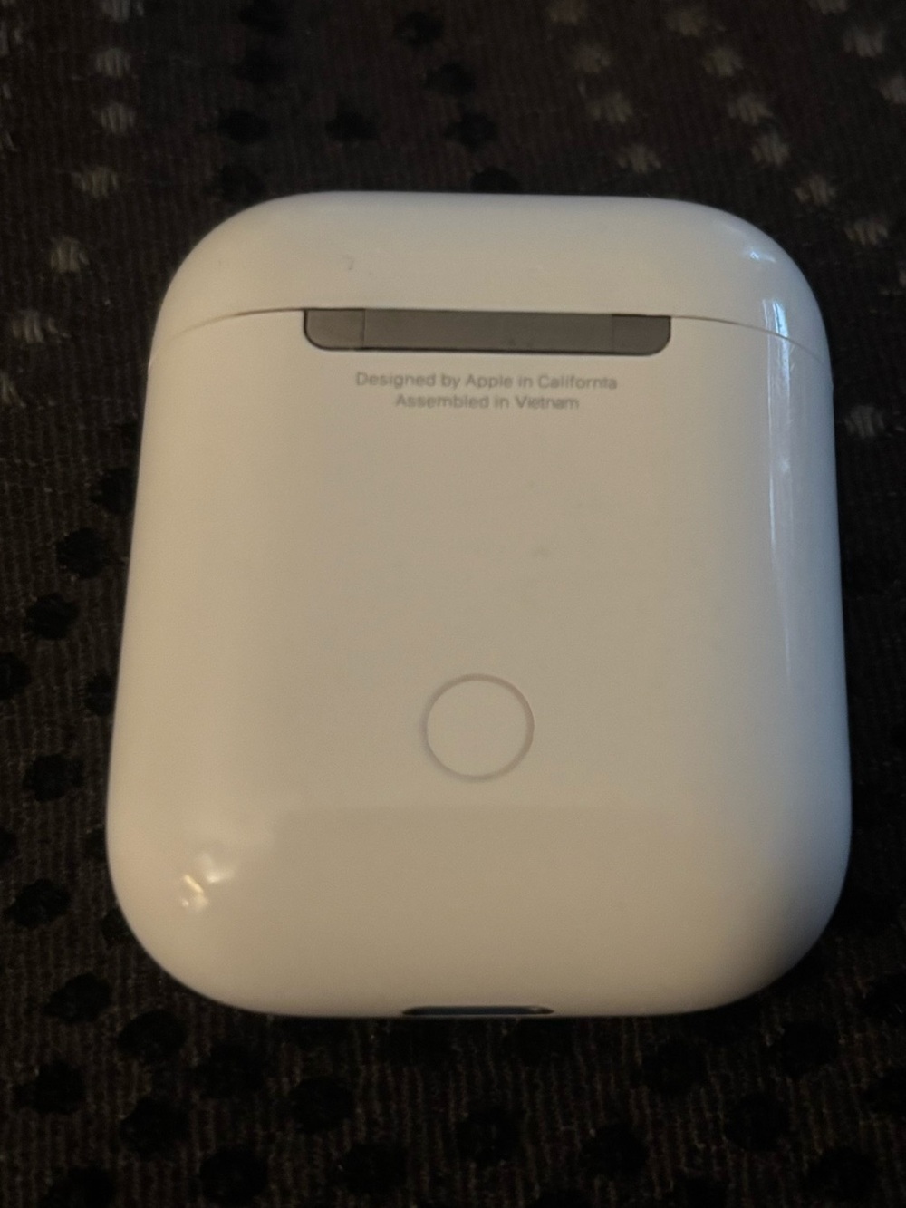 Apple White Wireless Earbuds Charging Case